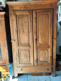 Armadio piemontese antico