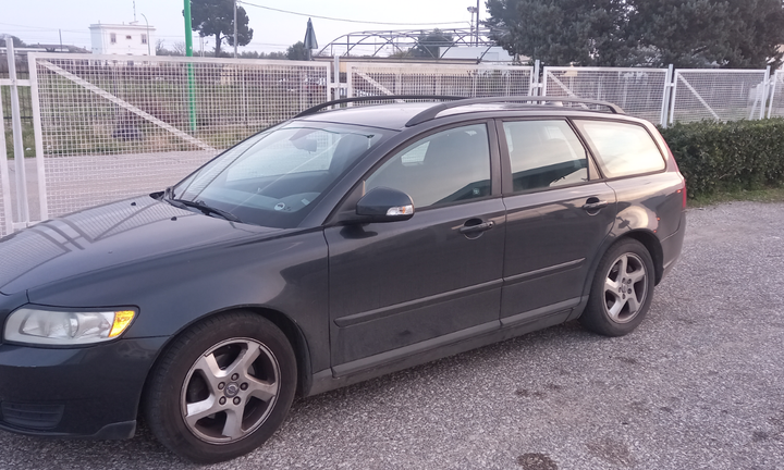 Volvo V50