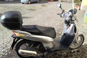 Scooter HONDA SH 150