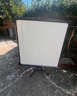 Schermo di proiezione marca REFLECTA