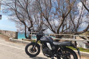 moto brixton 250 glanville (passaggio incluso)