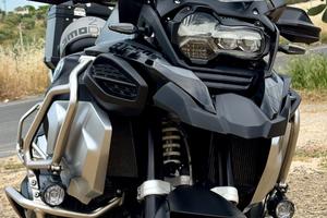 BMW R1250 GS ADVENTURE TRIPLE BLACK – FULL OPTIONA