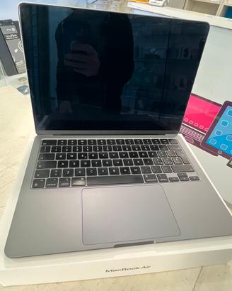 Macbook air M3 Garanzia 1 Anno