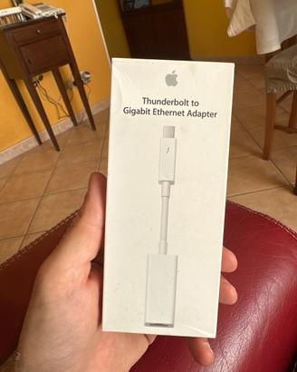 Thunderbolt to gigabit ethernet adapter