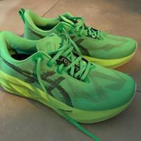 Scarpe ASICS NOVABLAST
