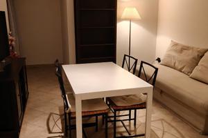 Bilocale completamente arredato posto auto cantina