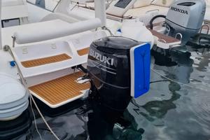 gommone afflitto stagione estiva