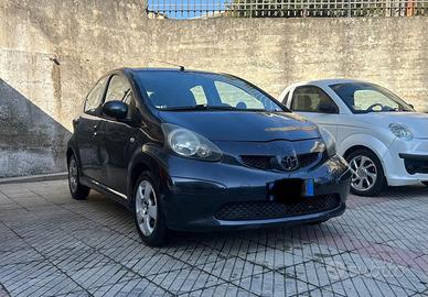 Toyota Aygo 1.0 12v 5 Porte Neopatentati