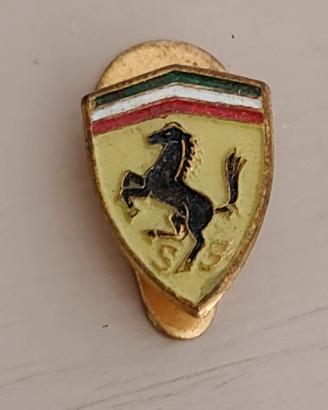 spilla FERRARI Omea