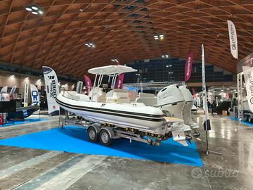 Gommone Tiger Marine 850 Fish 2x 150 Suxuki APX