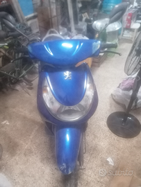 Scooter peugeot