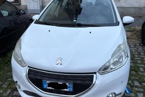 Peugeot 208 1.4 VTi 95 CV Access GPL - 2014