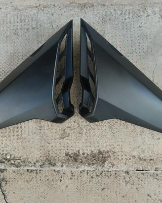 fianchetti laterali Yamaha mt09 