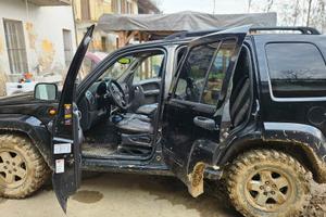 JEEP CHEROKEE KJ CRD LIMITED 2.8