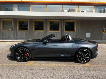 Mg cybester 4awd 510cv 2025