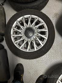 Cerchi con gomme Fiat 500 R15
