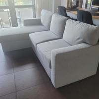 Divano con chaise longue