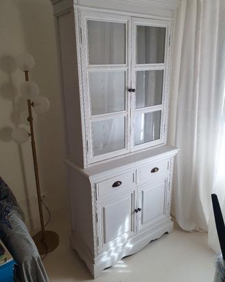 vetrina shabby chic