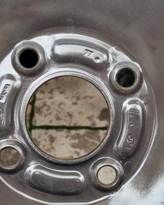 4 Cerchi in ferro 15" originali FORD