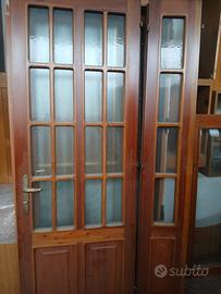 portoncino da entrata in legno