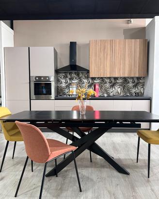Cucina completa di elettromestici