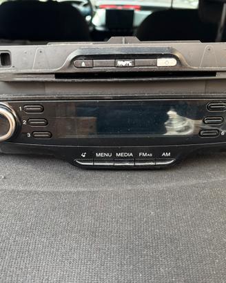 Auto radio alfa romeo giulietta