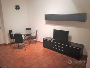 Appartamento a Maslianico a ridosso del confine