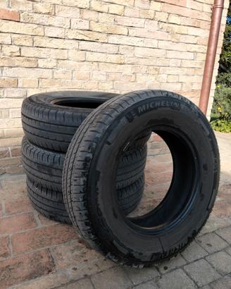 Gomme usate Michelin agilis 215/75 r16c