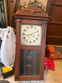 Jungas orologio da muro a pendolo