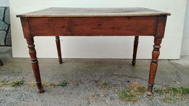tavoli d'epoca da restaurare