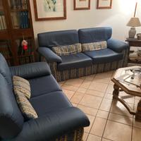 DIVANI