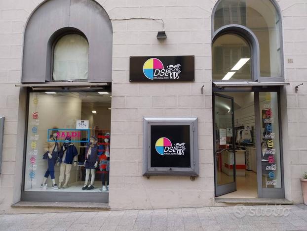 Via Cagliari, locale commerciale pronto all'uso 2