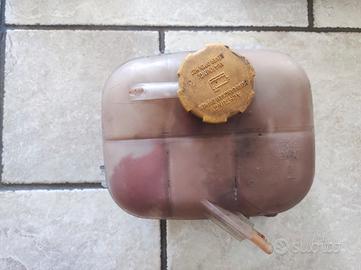 vaschetta liquido refrigerante Opel Astra H 