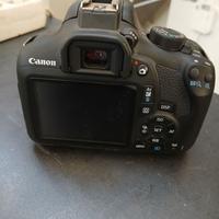 Kit Fotocamera reflex Canon EOS 1300 D con 18-55