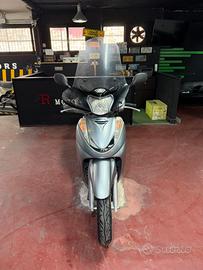 Honda sh 300