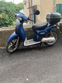 Scooter  50 scarabeo
