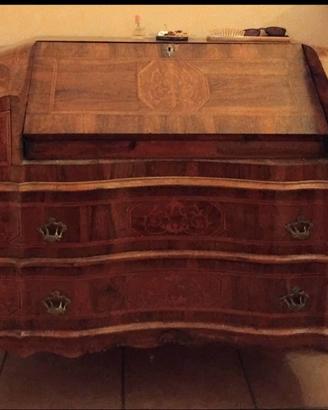 Secretaire antico, intarsiato noce e radica