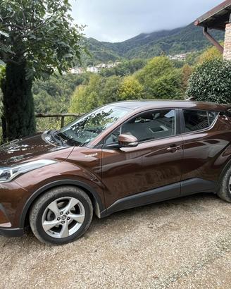 Toyota C-HR 1.8 Hybrid E-CVT Style
