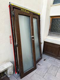 Portafinestra in PVC con serratura