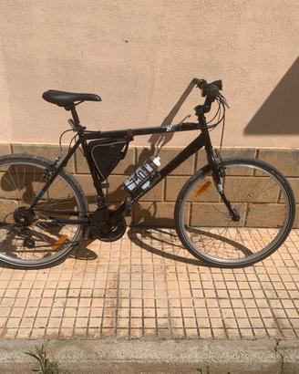 Bicicletta MTB Decatlon