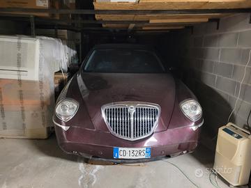 lancia thesis 2000 turbo emblema gpl