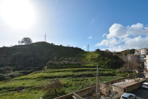 Via del Santo - Luminoso bivani da ristrutturare