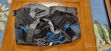 Borsone Ford, pratico e resistente