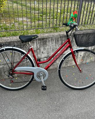 Bici City bike cambio Shimano ruota 28. In ordine