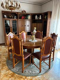 Tavolo e mobile in legno massello