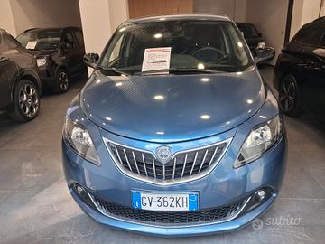 Lancia Ypsilon 1.0 FireFly 5 porte S&S Hybrid Gold