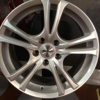 Cerchi in lega nad (7.5x17 5x114.3 et35) nuovi