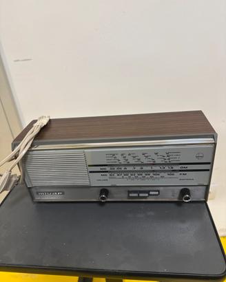 Radio Mivar Ralex, un modello d'epoca a valvole