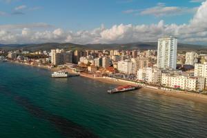 Rif.CN100P7| attivita'/lic.commerciale follonica