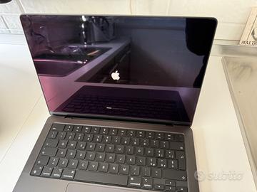 MacBook pro Alessandro